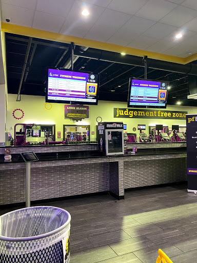 Gym «Planet Fitness», reviews and photos, 368 Havendale Blvd, Auburndale, FL 33823, USA