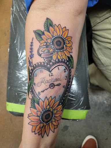 Tattoo Shop «Fat Cat Tattoo», reviews and photos, 460 CA-49, Sutter Creek, CA 95685, USA