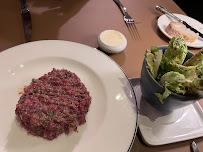 Steak tartare du Restaurant français Café de la Paix à Paris - n°1