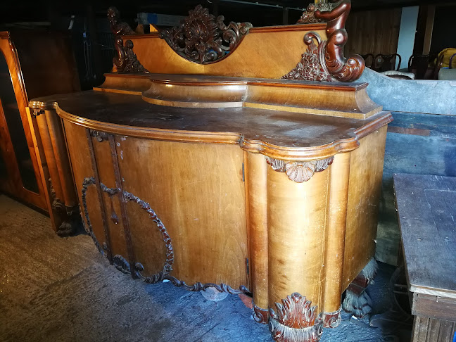 Opinii despre Antik Bútor Székesfehérvár în Székesfehérvár - Bútorbolt