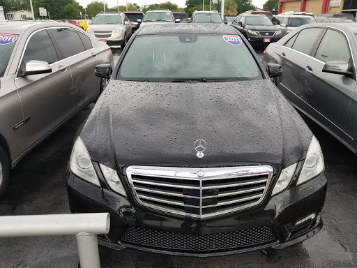 Used Car Dealer «Luna Car Center», reviews and photos, 4415 San Pedro Ave, San Antonio, TX 78212, USA