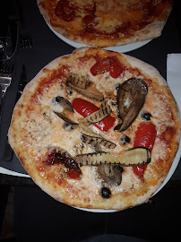 Pizza du Restaurant italien Pietro Rue Du Commerce à Paris - n°12