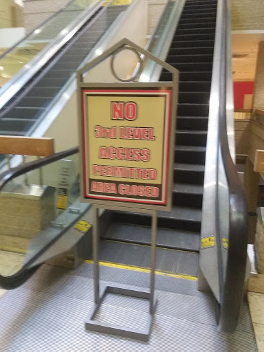 Shopping Mall «Century III Mall», reviews and photos, 3075 Clairton Rd, West Mifflin, PA 15123, USA