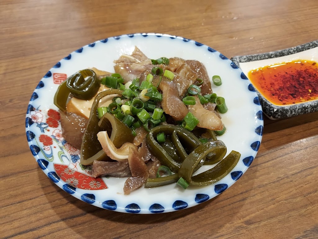 蘭記牛肉麵 黑豬肉水餃專賣店 的照片