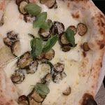 Photo n°1 de l'avis de Joe. fait le 25/10/2021 à 18:34 sur le  Pizzeria 76 à Torre del Greco