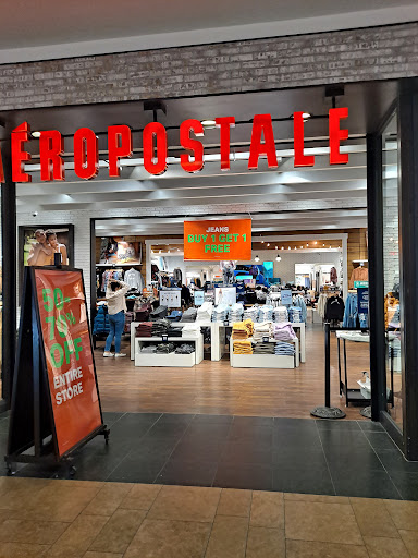 Shopping Mall «Bay Plaza Shopping Center», reviews and photos, 2100 Bartow Ave, Bronx, NY 10475, USA