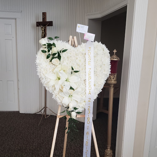 Florist «Downey Chapel Florist», reviews and photos, 11105 Paramount Blvd, Downey, CA 90241, USA