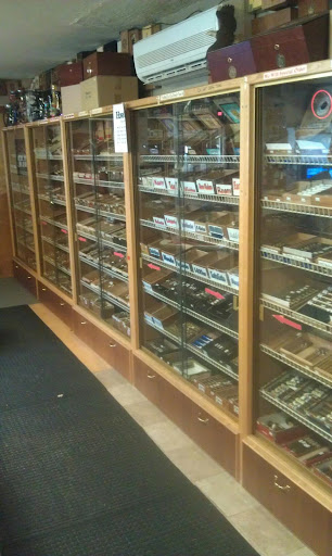 Cigar Shop «Cigar City», reviews and photos, 97 Bridge St, Weymouth, MA 02191, USA