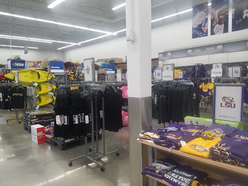 Sporting Goods Store «Academy Sports + Outdoors», reviews and photos, 9997 Crossing Way #800, Denham Springs, LA 70726, USA
