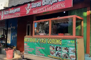 Nasi Uduk & Nasi Goreng Teras Banjaran image