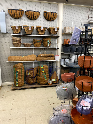 Garden Center «Woodland Gardens», reviews and photos, 168 Woodland St, Manchester, CT 06042, USA