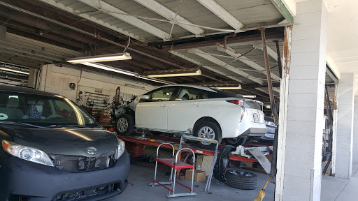 Auto Body Shop «Cenco Auto Body Inc», reviews and photos, 125 W Live Oak Ave, Arcadia, CA 91007, USA