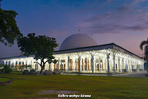 Masjid Agung Al Falah Kota Jambi image