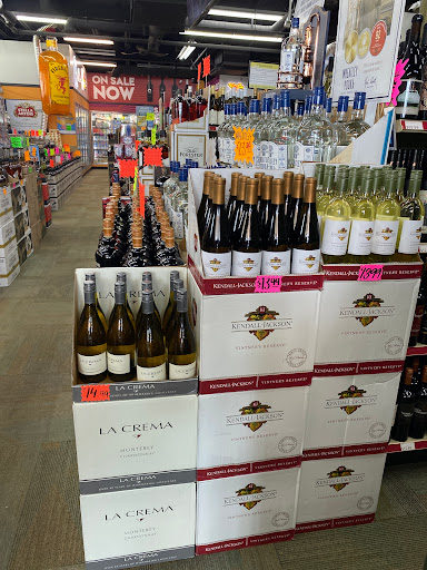 Liquor Store «Liquor World At Camelot», reviews and photos, 808 Lyndon Ln #101, Louisville, KY 40222, USA