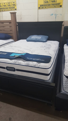 Furniture Store «American Freight Furniture and Mattress», reviews and photos, 3804 S 27th St, Milwaukee, WI 53221, USA