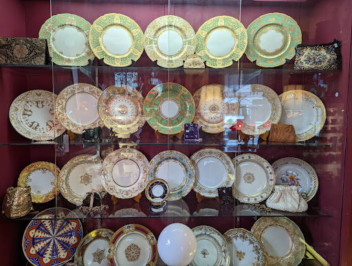 Bon Vivant Antiques & Period Furnishings