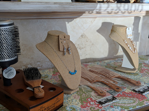 Hair Salon «Marks At the Pointe», reviews and photos, 46 Royal Palm Pointe, Vero Beach, FL 32960, USA