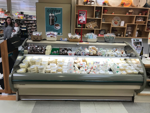Grocery Store «Adams Fairacre Farms», reviews and photos, 160 Old Post Rd, Wappingers Falls, NY 12590, USA