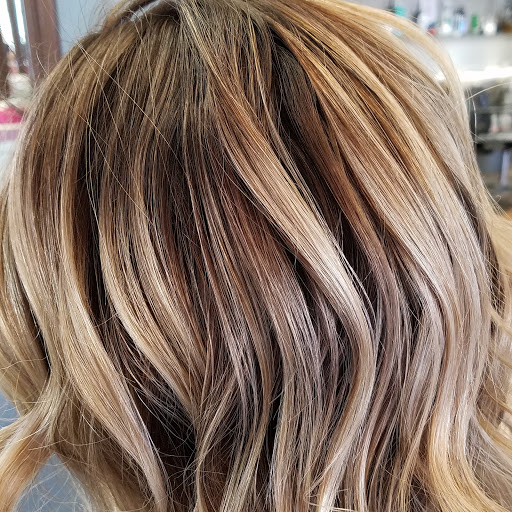 Beauty Salon «Scissor Hands Salon», reviews and photos, 10822 S Cicero Ave, Oak Lawn, IL 60453, USA