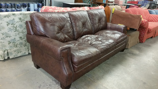 Thrift Store «Richmond Metropolitan Habitat For Humanity ReStore», reviews and photos