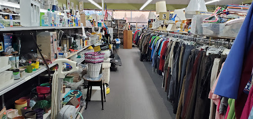 Thrift Store «Auburn Valley Humane Society Thrift Store», reviews and photos, 1123 E Main St, Auburn, WA 98002, USA