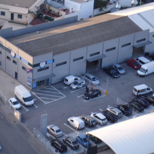 Avaliações doDadicauto - Comércio e Reparação de Automóveis Lda - Bosch Car Service em Portimão - Loja de móveis