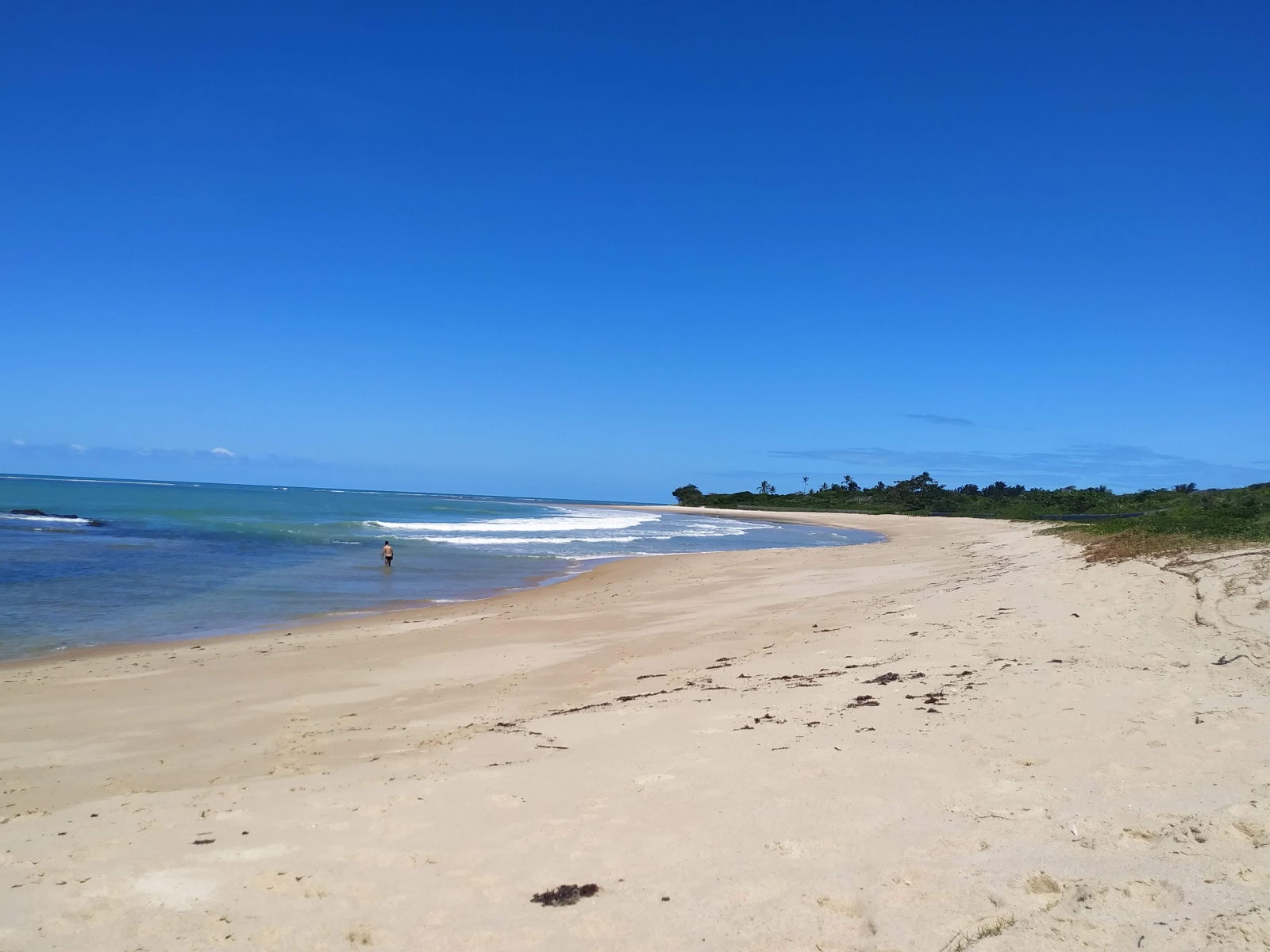 Foto von Strand Ipatimirim mit beiger sand Oberfläche