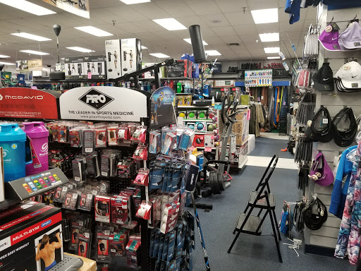 Sporting Goods Store «Big 5 Sporting Goods - Pinole», reviews and photos, 1572 Fitzgerald Dr, Pinole, CA 94564, USA