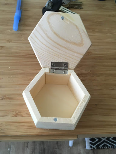 Used Furniture Store «knot too shabby», reviews and photos, 177 N Glendora Ave, Glendora, CA 91741, USA