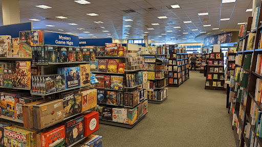 Book Store «Barnes & Noble», reviews and photos, 6510 N Illinois St, Fairview Heights, IL 62208, USA