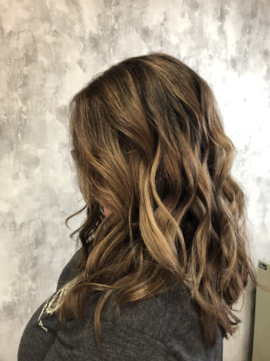 Nail Salon «Oak Street Salon», reviews and photos, 85 E Oak St, Lebanon, OR 97355, USA