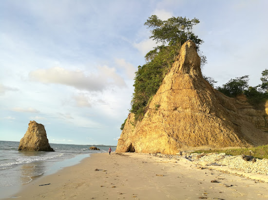Batu Luang Beach