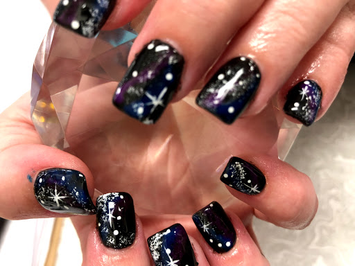 Nail Salon «DaVi Nails Salon and Spa», reviews and photos, 2801 Commerce Dr, Coralville, IA 52241, USA