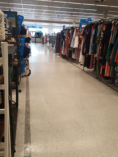 Clothing Store «Ross Dress for Less», reviews and photos, 13510 Whittier Blvd, Whittier, CA 90605, USA