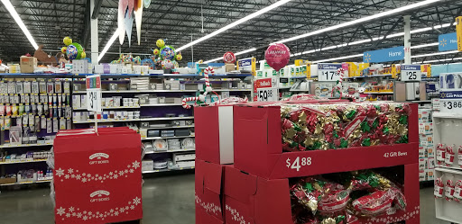 Supermarket «Walmart Supercenter», reviews and photos, 612 E Main St, Hohenwald, TN 38462, USA