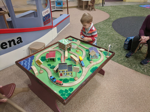 Non-Profit Organization «Pretend City Childrens Museum», reviews and photos