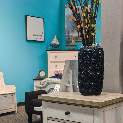 Furniture Store «Furnish 123», reviews and photos, 3235 E Hamilton Ave, Eau Claire, WI 54701, USA