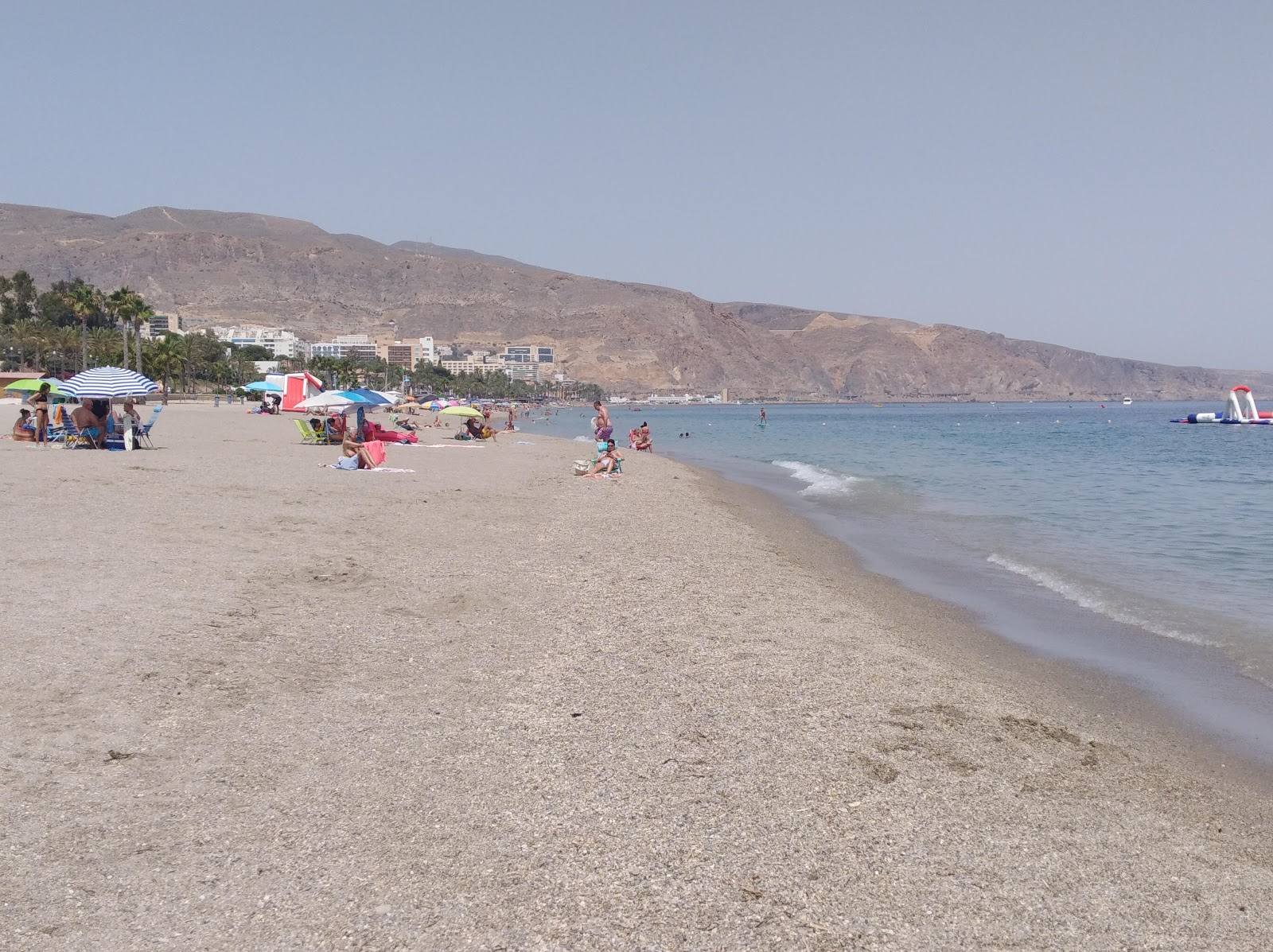 Foto af Playa los Bajos med rummelig bugt