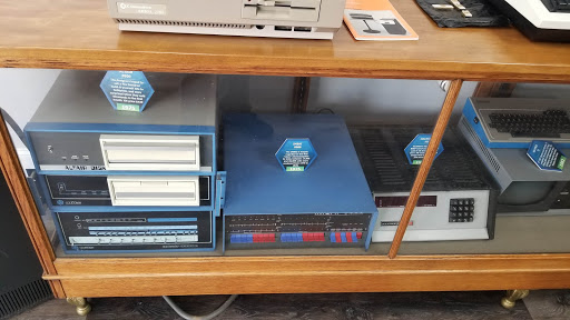 Used Computer Store «Epc Inc», reviews and photos, 3941 Harry S Truman Blvd, St Charles, MO 63301, USA