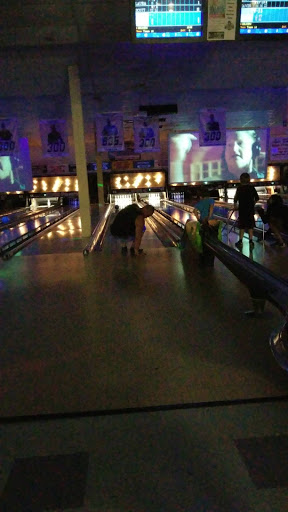 Bowling Alley «Chelsea Lanes Inc», reviews and photos, 1180 S Main St, Chelsea, MI 48118, USA