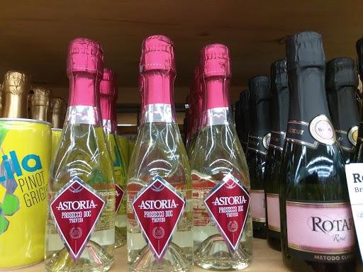 Furniture Store «Cost Plus World Market», reviews and photos, 9759 Jefferson Davis Hwy, Fredericksburg, VA 22407, USA