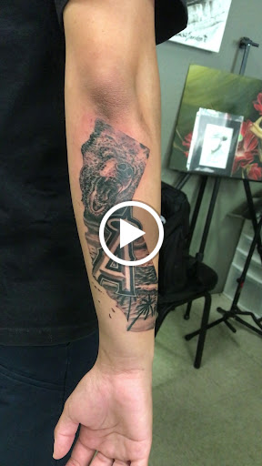 Tattoo Shop «Calaveras Tattoo Studio», reviews and photos, 1510 S Fort Hood St, Killeen, TX 76542, USA