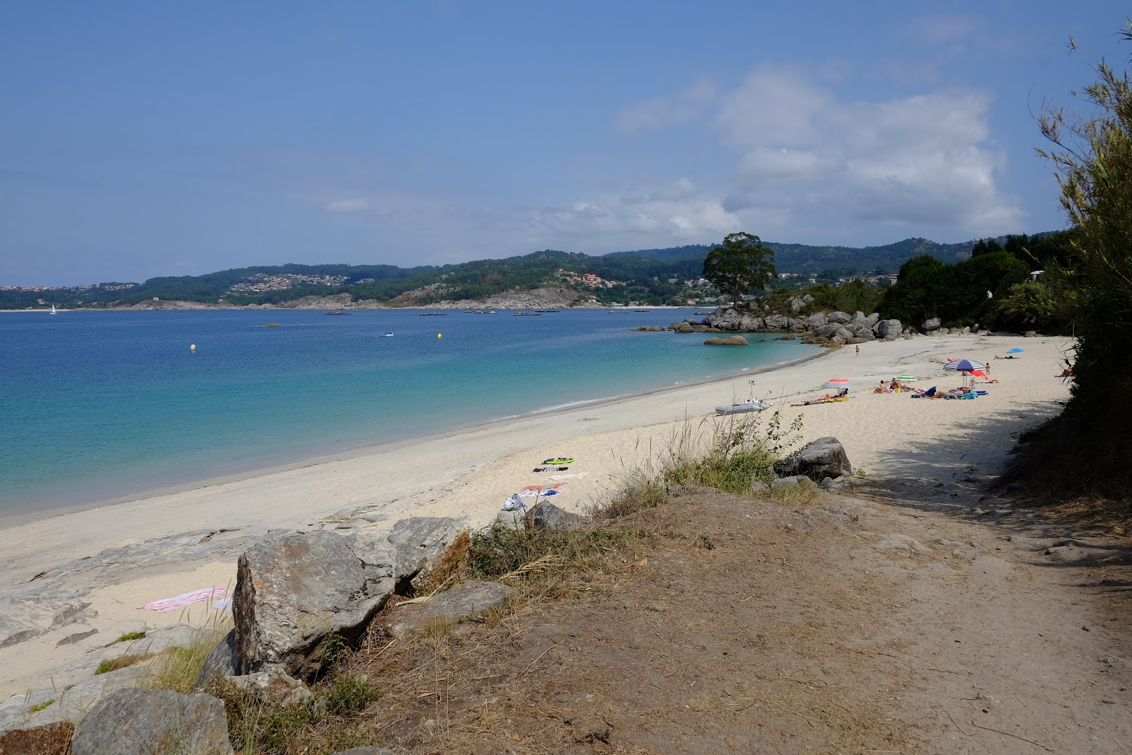 Fotografie cu Praia de Areabrava zonele de facilități