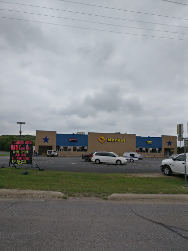 Grocery Store «Lowes Market», reviews and photos, 8010 FM2673, Canyon Lake, TX 78133, USA