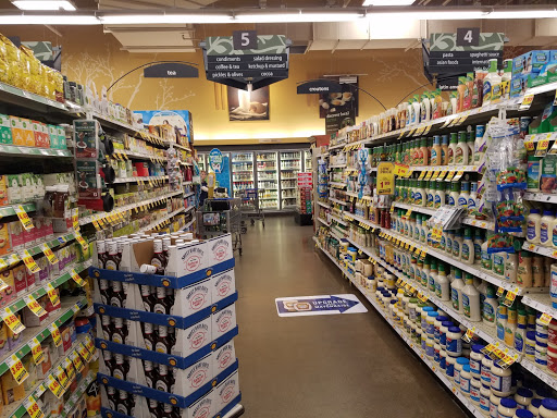 Grocery Store «Kroger», reviews and photos, 47650 Grand River Ave, Novi, MI 48374, USA