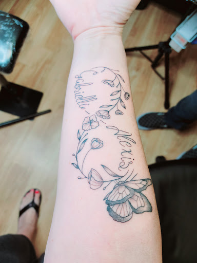 Tattoo Shop «White Lotus Tattoo & Fine Art», reviews and photos, 59 Main St, Toms River, NJ 08753, USA