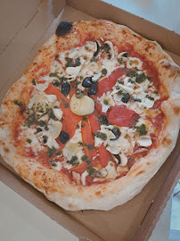 Plats et boissons du Pizzas à emporter Peppino Pizza à Lapte - n°6