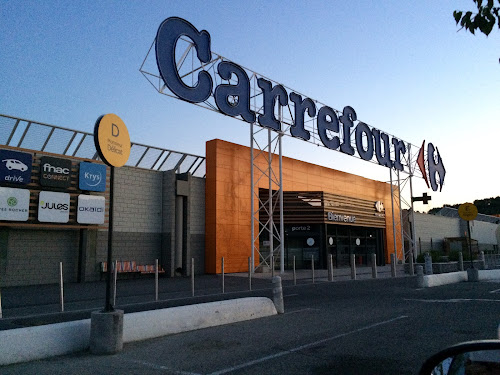 Centre commercial Centre commercial Carrefour Beaucaire Beaucaire