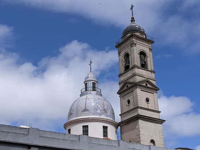 Opiniones de Parroquia San Antonio y Santa Clara en Ciudad del Plata - Iglesia