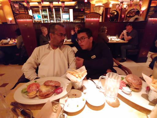 Restaurant «The Cheesecake Factory», reviews and photos, 140 Market Street, Yonkers, NY 10710, USA